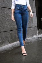 Load image into Gallery viewer, Women's Washed Blue Sculpting Skinny Jean