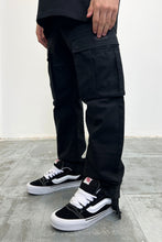 Load image into Gallery viewer, Men's Ripstop Black Cargo Pants
