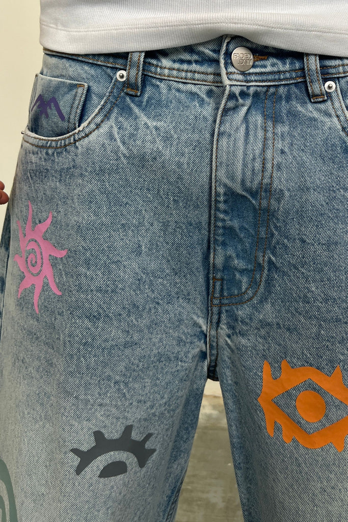Men's Multi Coloured Printed Light Blue Denim Jorts