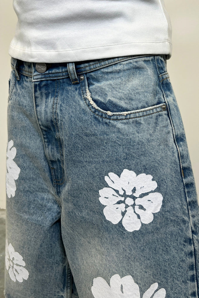 Men's White Flower Sandy Wash Denim Jorts