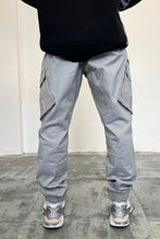 Load image into Gallery viewer, Men's Light Grey Cuffed Hem Cargo Pants
